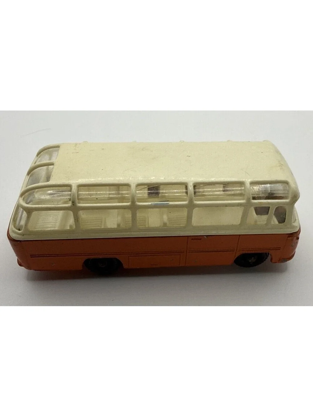 LESNEY MATCHBOX MERCEDES COACH BUS NO. 68 ORANGE / WHITE